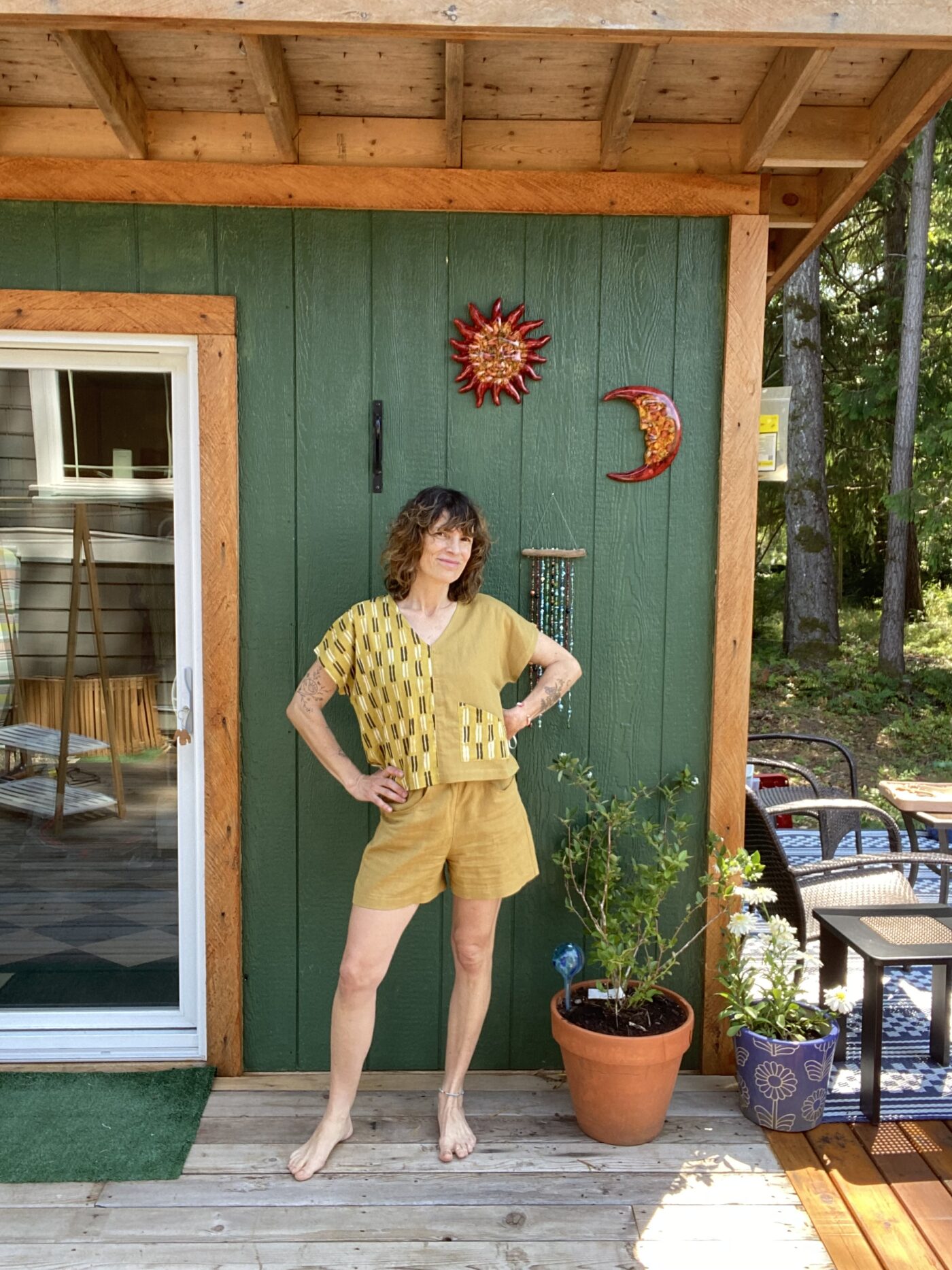 Meiga shorts In Pistachio linen/organic cotton blend - Image 11