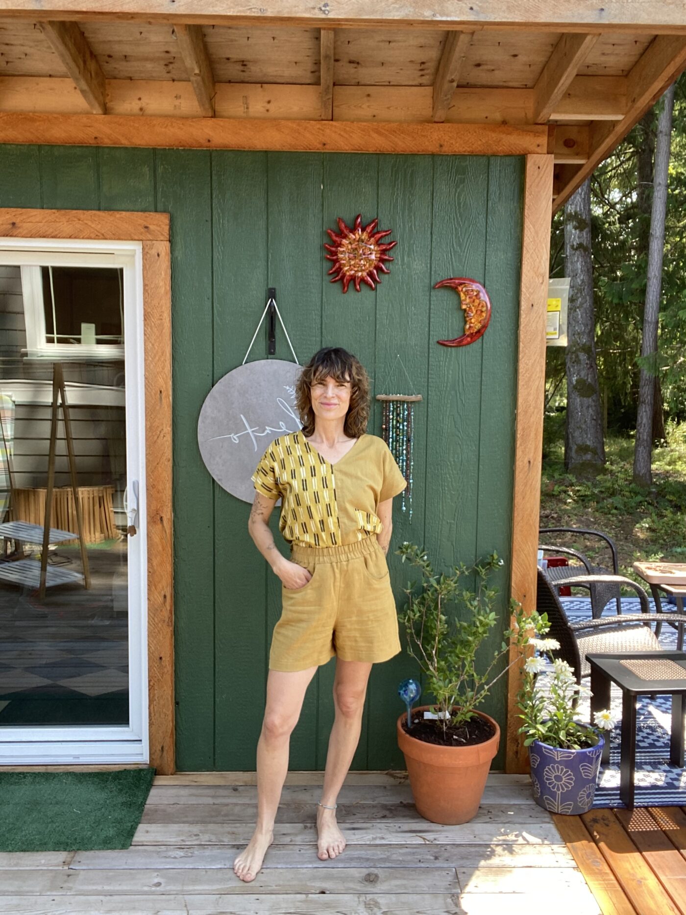Meiga shorts In Pistachio linen/organic cotton blend - Image 5