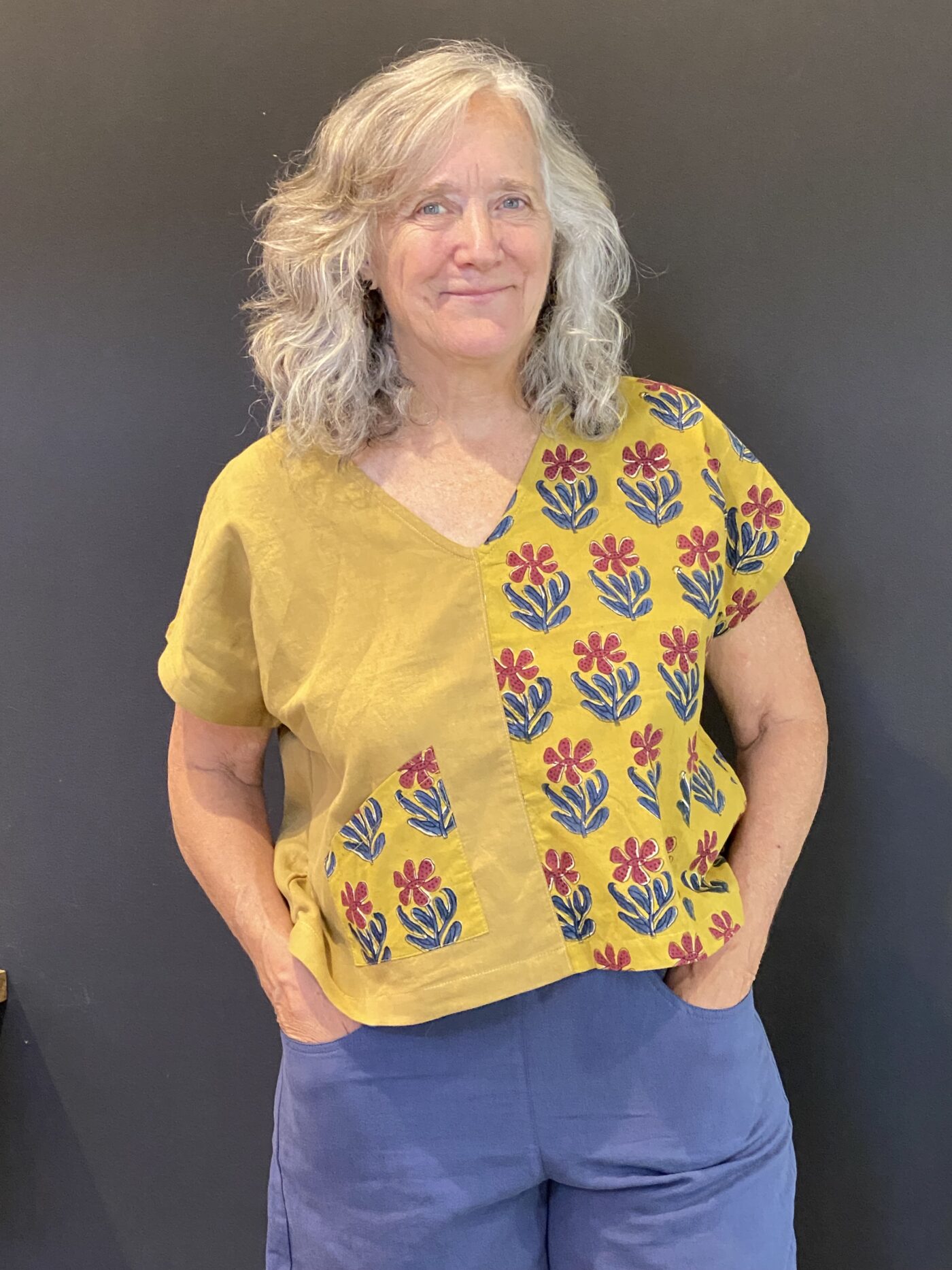 Meiga Top Pistacchio/mustard with blue & maroon flowers - Image 3